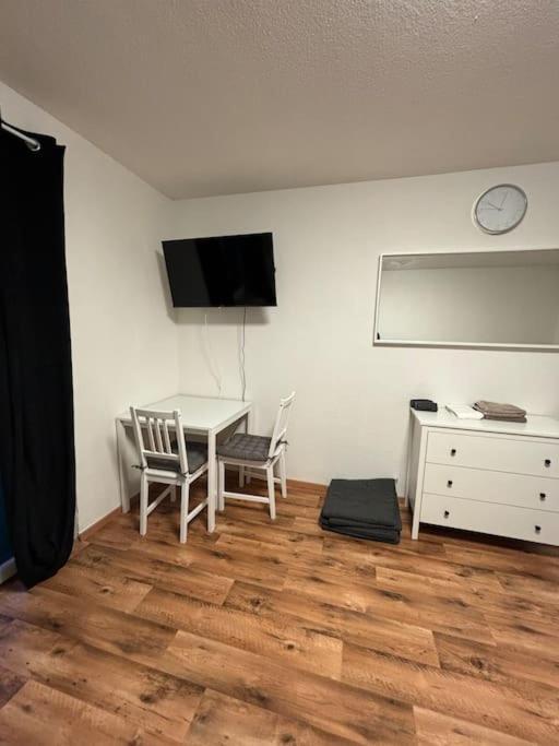 Gemuetliche Wohnung Mit Balkon Saarbrücken Dış mekan fotoğraf